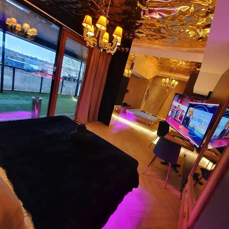 Hotel Ramka & Restaurant & Wine Bar Poznan Luaran gambar