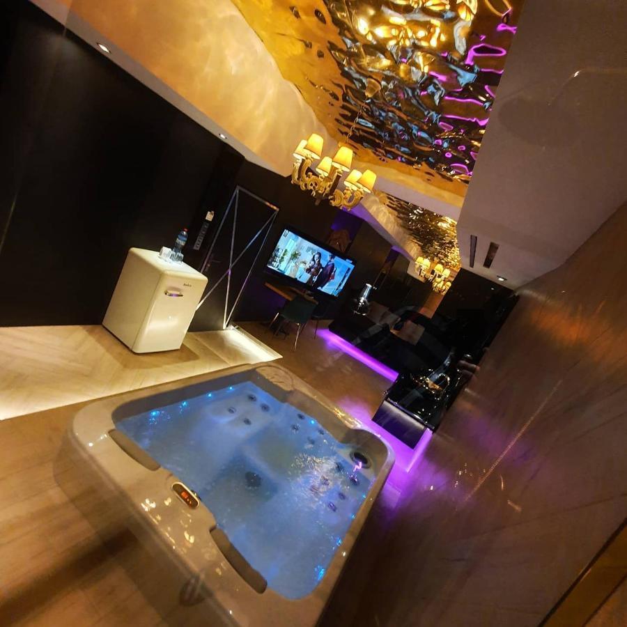 Hotel Ramka & Restaurant & Wine Bar Poznan Luaran gambar