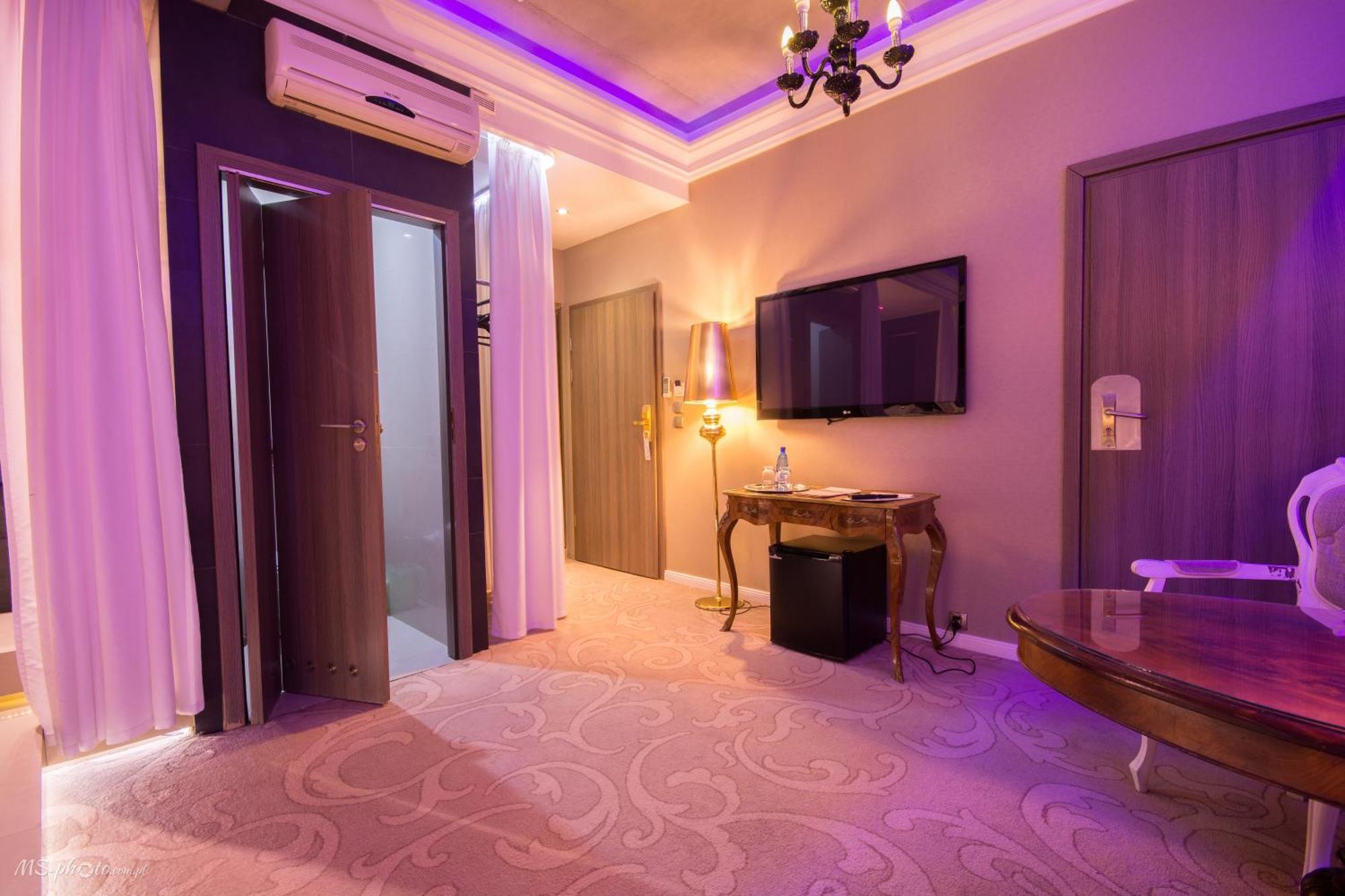 Hotel Ramka & Restaurant & Wine Bar Poznan Luaran gambar